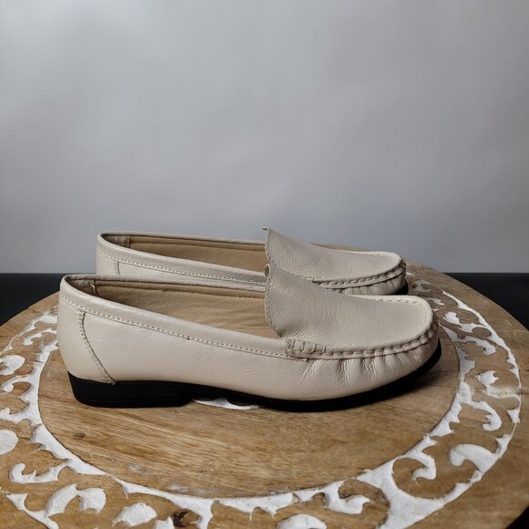 Valley Lane Womens Ivory Leather Loafers Slip-On Comfort Shoes Size 9.5M - Picture 8 of 13